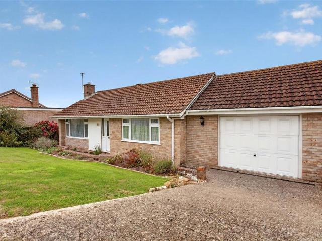 2 bedroom bungalow for sale