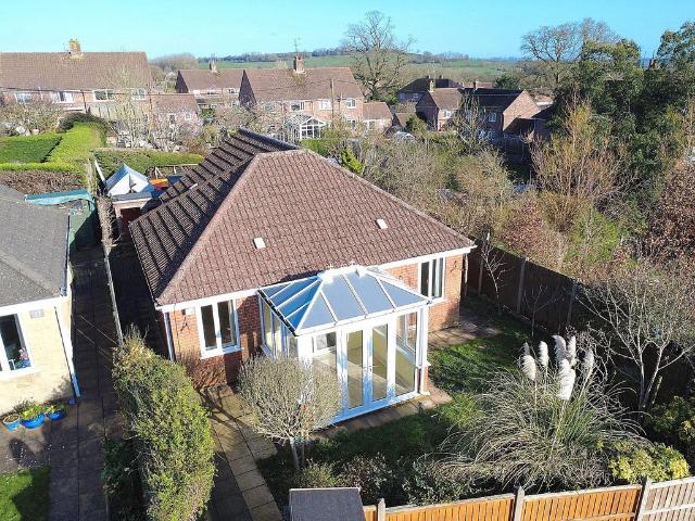 2 bedroom bungalow for sale