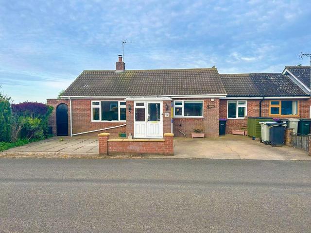 2 bedroom bungalow for sale