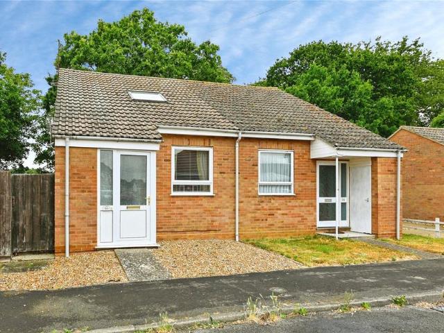 2 bedroom bungalow for sale