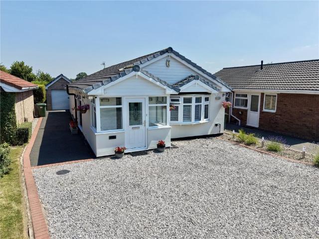 2 bedroom bungalow for sale