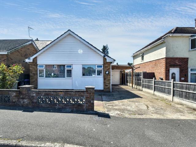 2 bedroom bungalow for sale