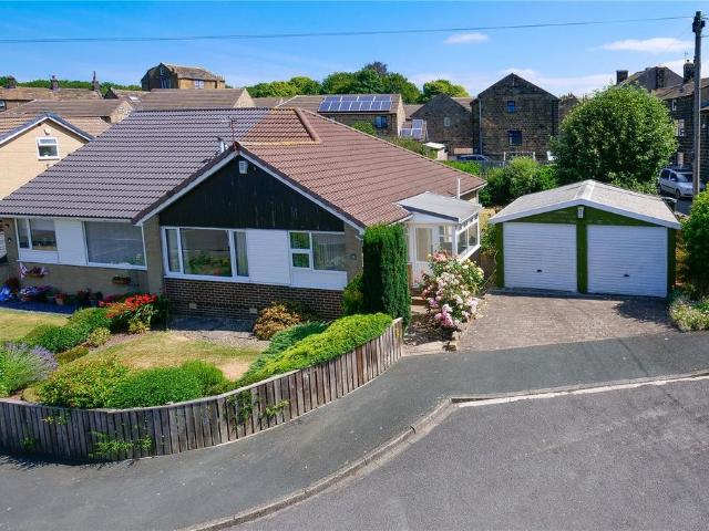 2 bedroom bungalow for sale