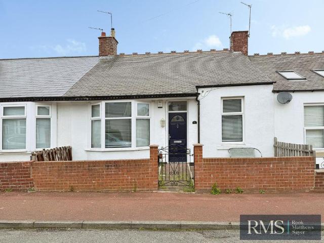 2 bedroom bungalow for sale