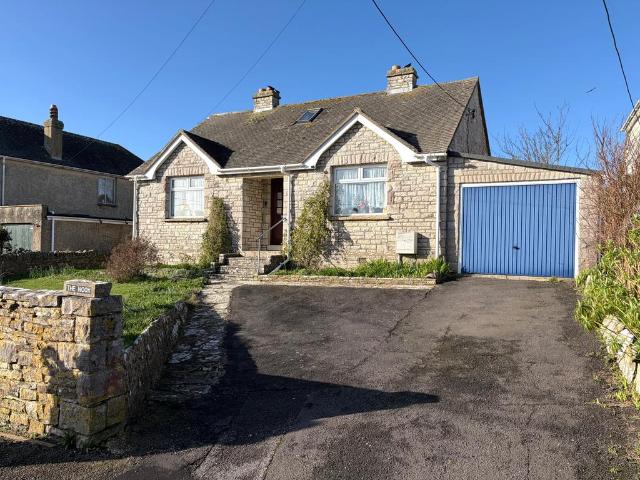 2 bedroom bungalow for sale