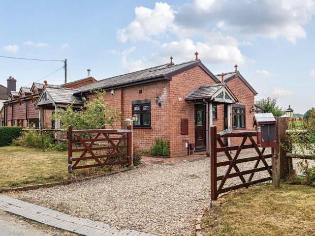 2 bedroom bungalow for sale