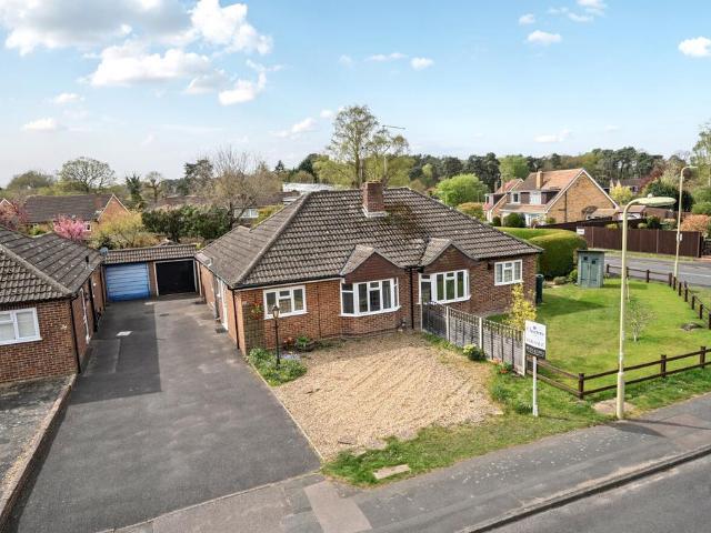 2 bedroom bungalow for sale