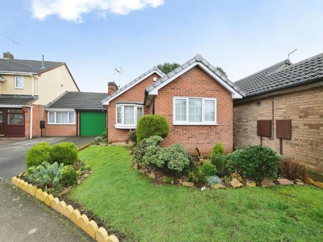 2 bedroom bungalow for sale