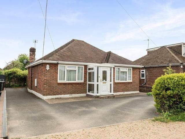 2 bedroom bungalow for sale