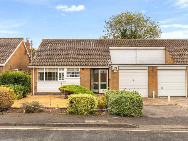 2 bedroom bungalow for sale