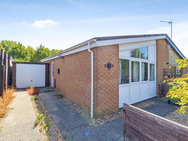 2 bedroom bungalow for sale
