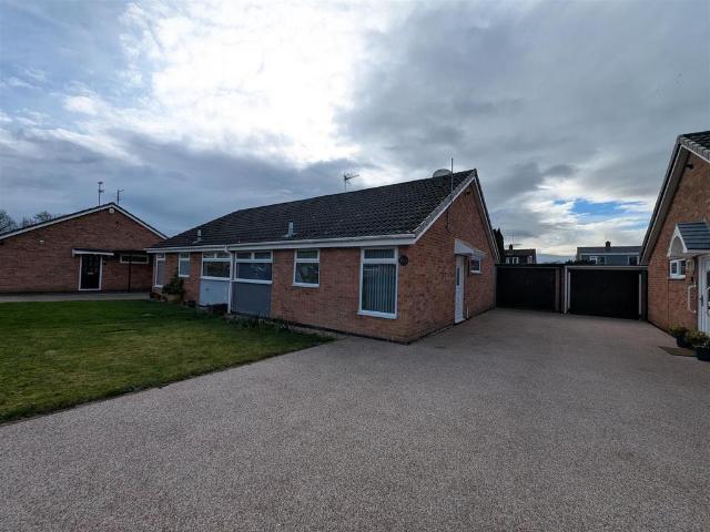 2 bedroom bungalow for sale