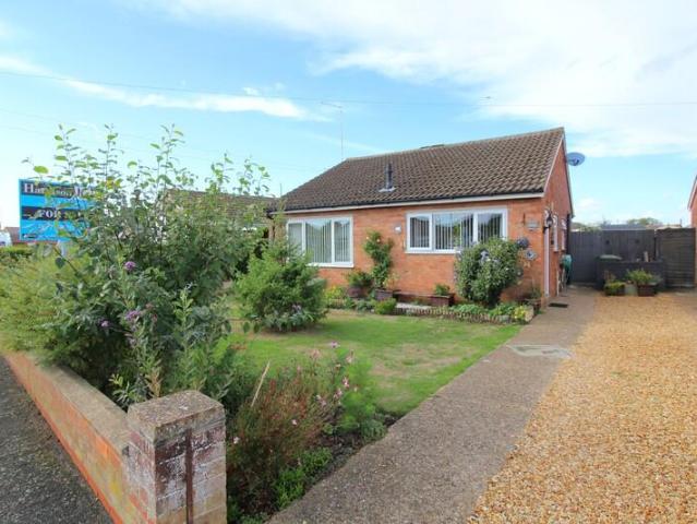 2 bedroom bungalow for sale