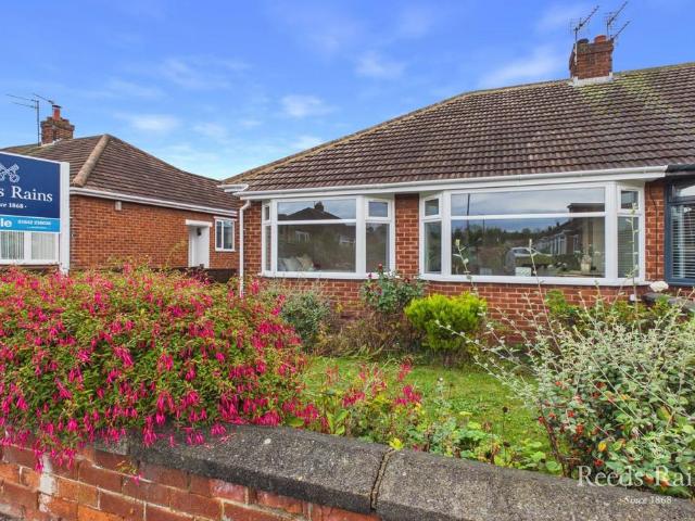 2 bedroom bungalow for sale