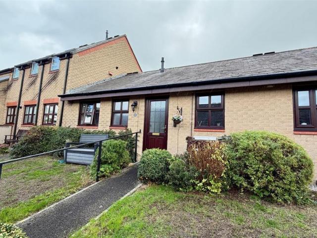 2 bedroom bungalow for sale