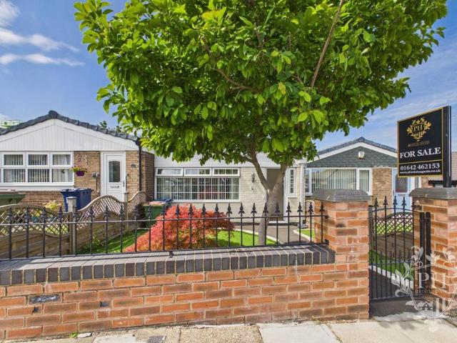 2 bedroom bungalow for sale
