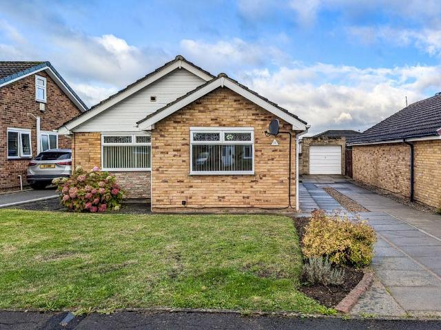 2 bedroom bungalow for sale