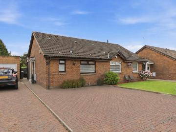 2 bedroom bungalow for sale