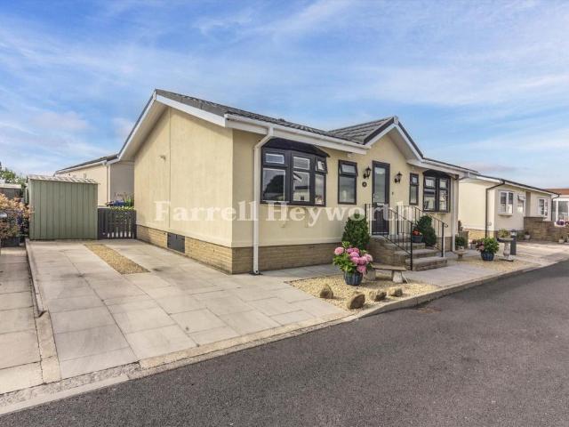 2 bedroom bungalow for sale