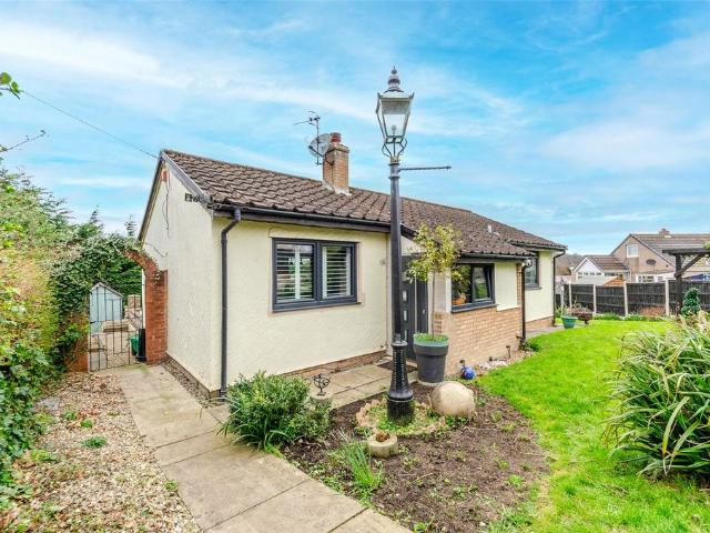 2 bedroom bungalow for sale