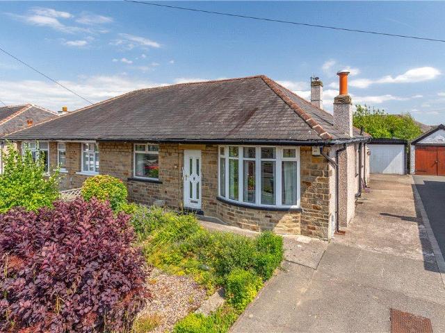 2 bedroom bungalow for sale