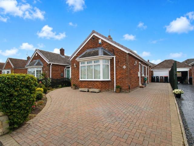 2 bedroom bungalow for sale