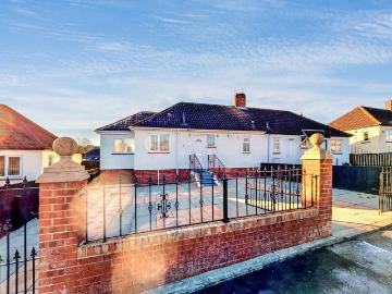 2 bedroom bungalow for sale