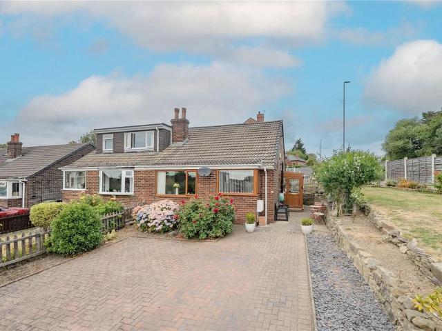 2 bedroom bungalow for sale