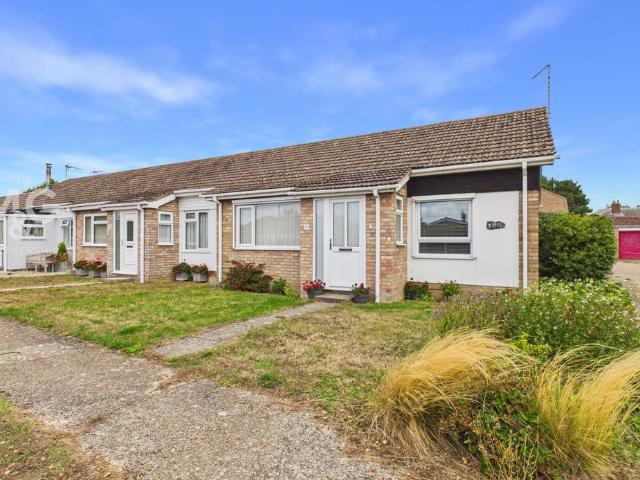 2 bedroom bungalow for sale