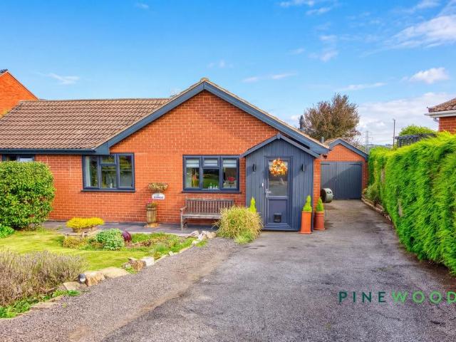 2 bedroom bungalow for sale