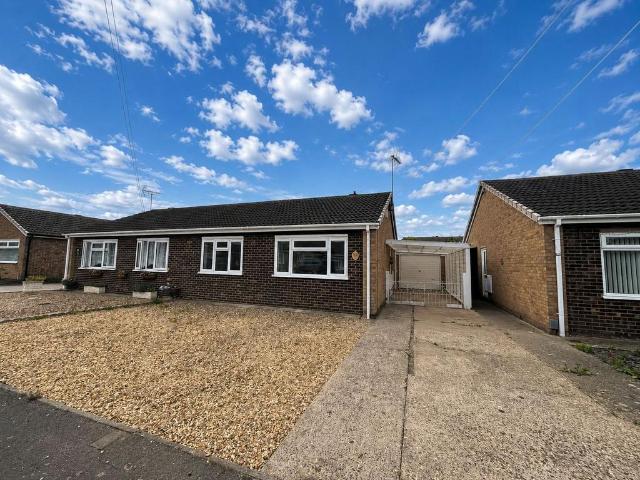 2 bedroom bungalow for sale