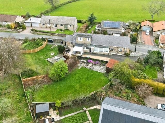 2 bedroom bungalow for sale