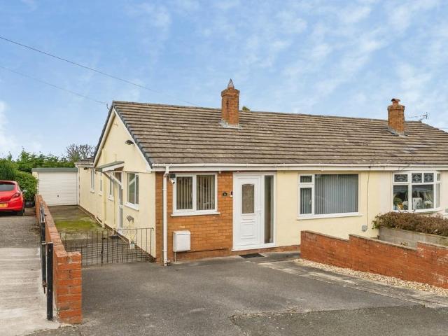 2 bedroom bungalow for sale