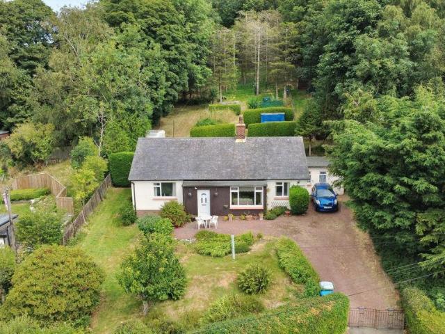 2 bedroom bungalow for sale