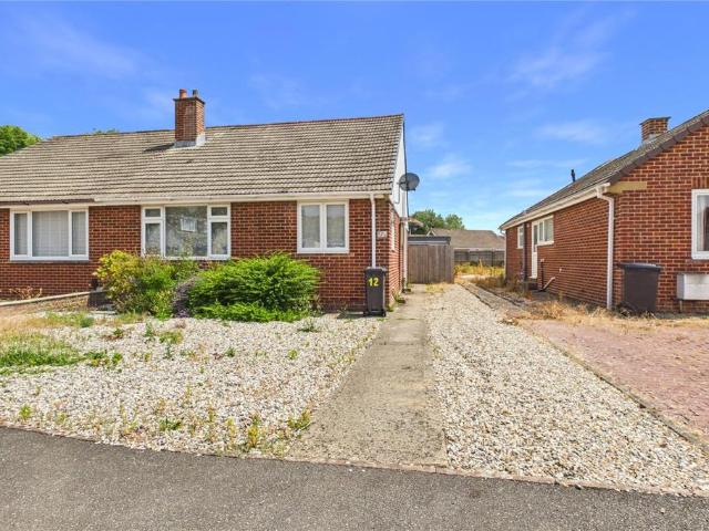 2 bedroom bungalow for sale