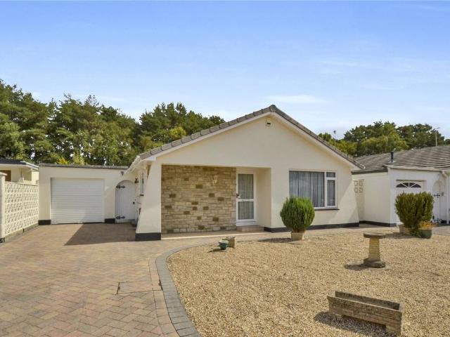 2 bedroom bungalow for sale