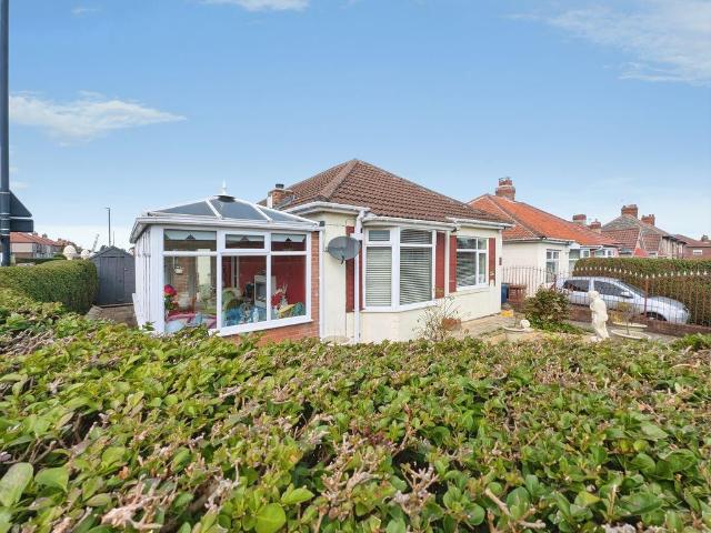 2 bedroom bungalow for sale