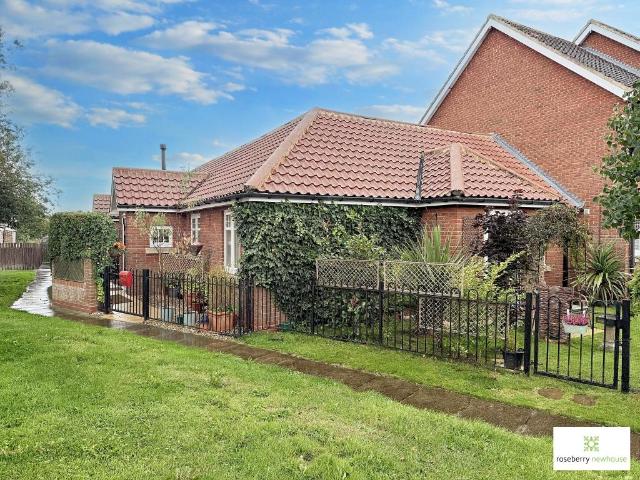 2 bedroom bungalow for sale