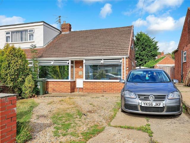 2 bedroom semi detached bungalow for sale