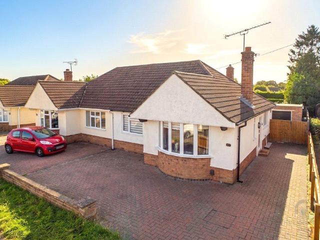 2 bedroom bungalow for sale