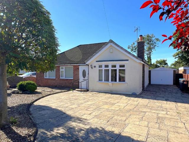 2 bedroom bungalow for sale