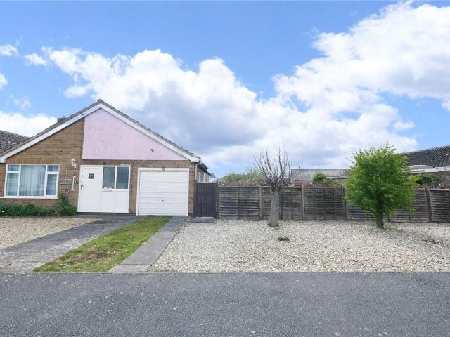 2 bedroom bungalow for sale