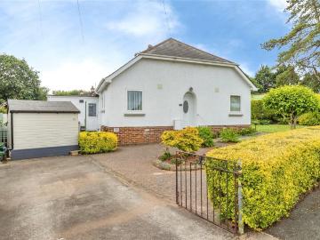 2 bedroom bungalow for sale