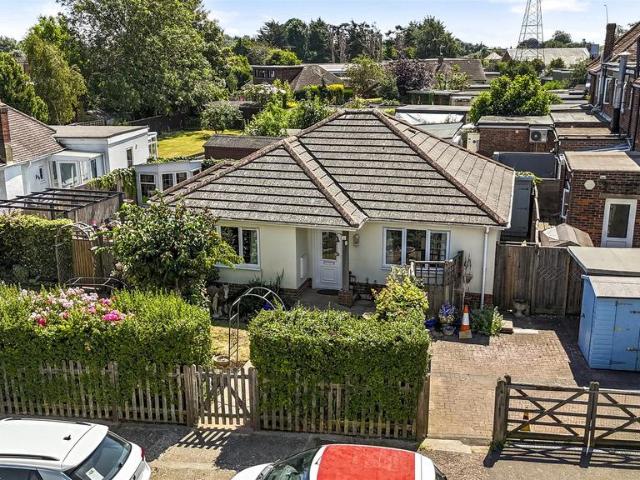 2 bedroom bungalow for sale