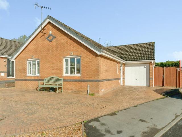 2 bedroom bungalow for sale