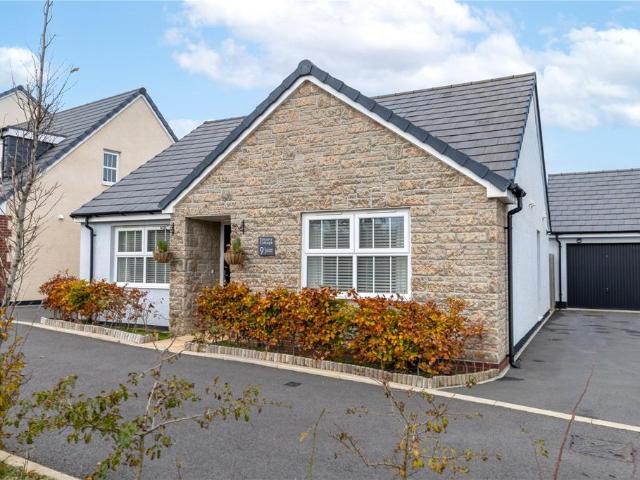 2 bedroom bungalow for sale