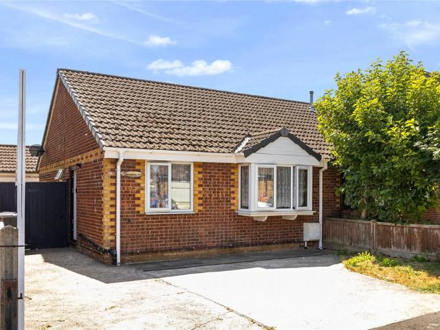 2 bedroom bungalow for sale