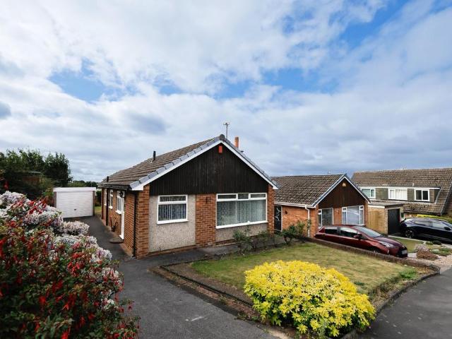 2 bedroom bungalow for sale