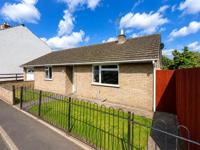 2 bedroom bungalow for sale