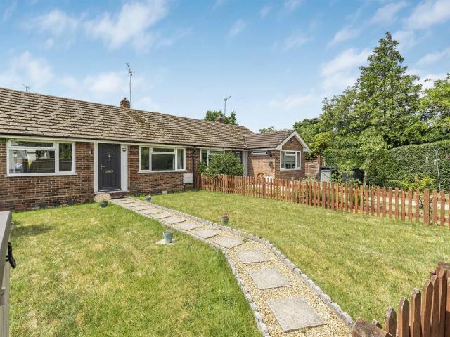 2 bedroom bungalow for sale
